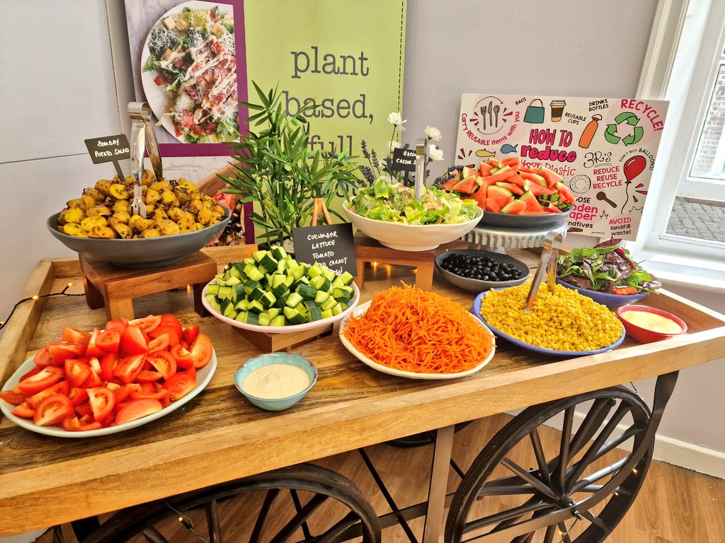 New Catering & Menus Wakefield Girls High School